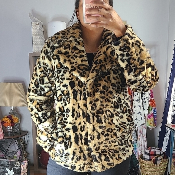 Leopard Faux Fur Coat Sz M - Picture 7 of 17